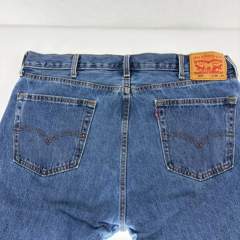 Levi's 505 Regular Fit Jeans 38x30 Medium Wash Straight Leg